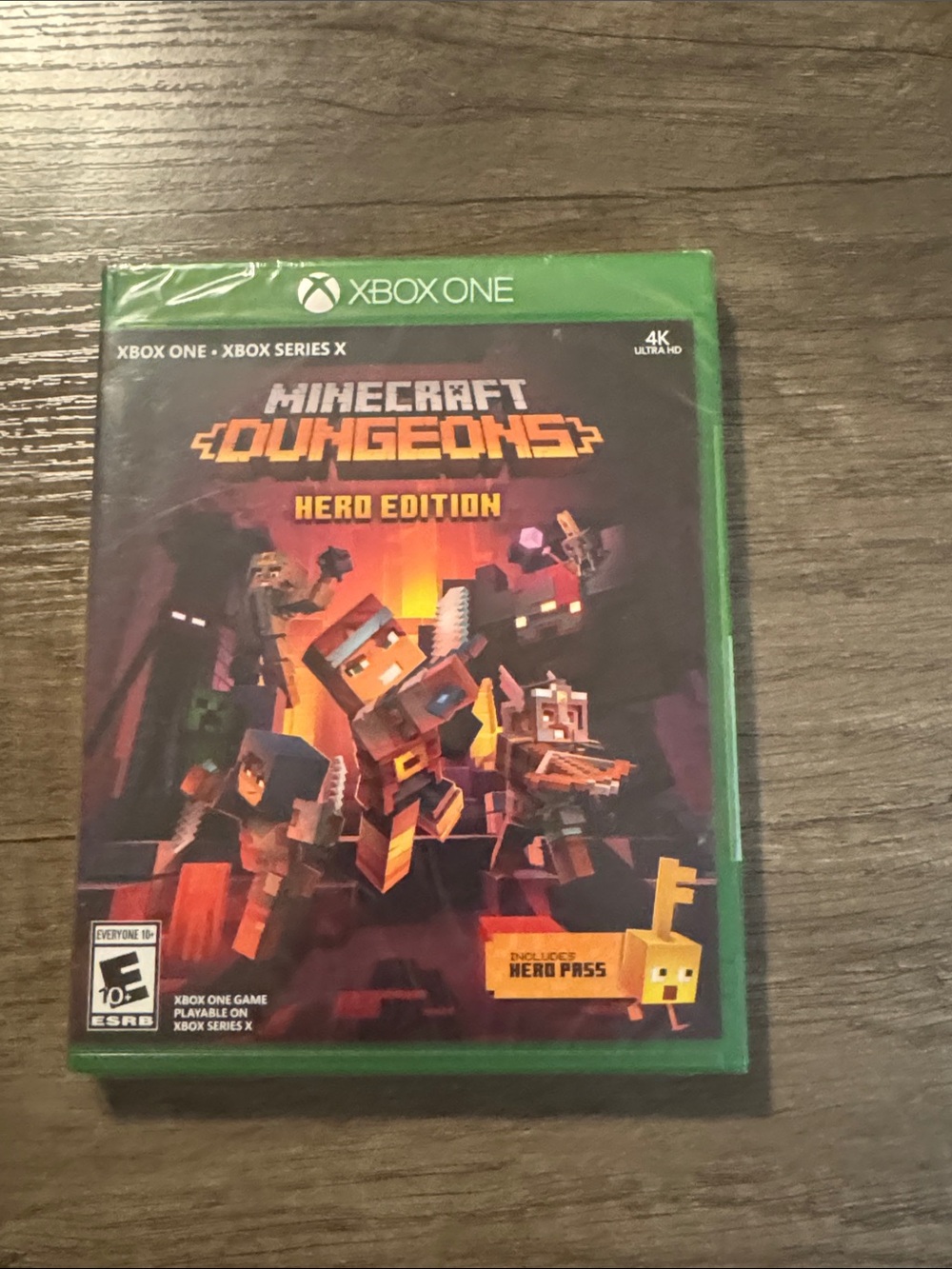 Minecraft Dungeons Hero Edition - Unopened